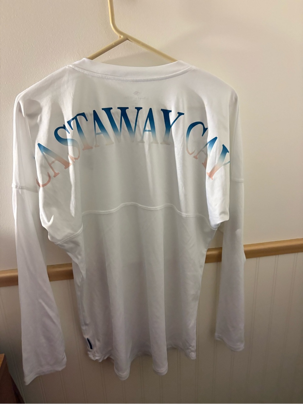 Disney Cruise Line Castaway Cay Long Sleeve Performance Shirt – Size Medium